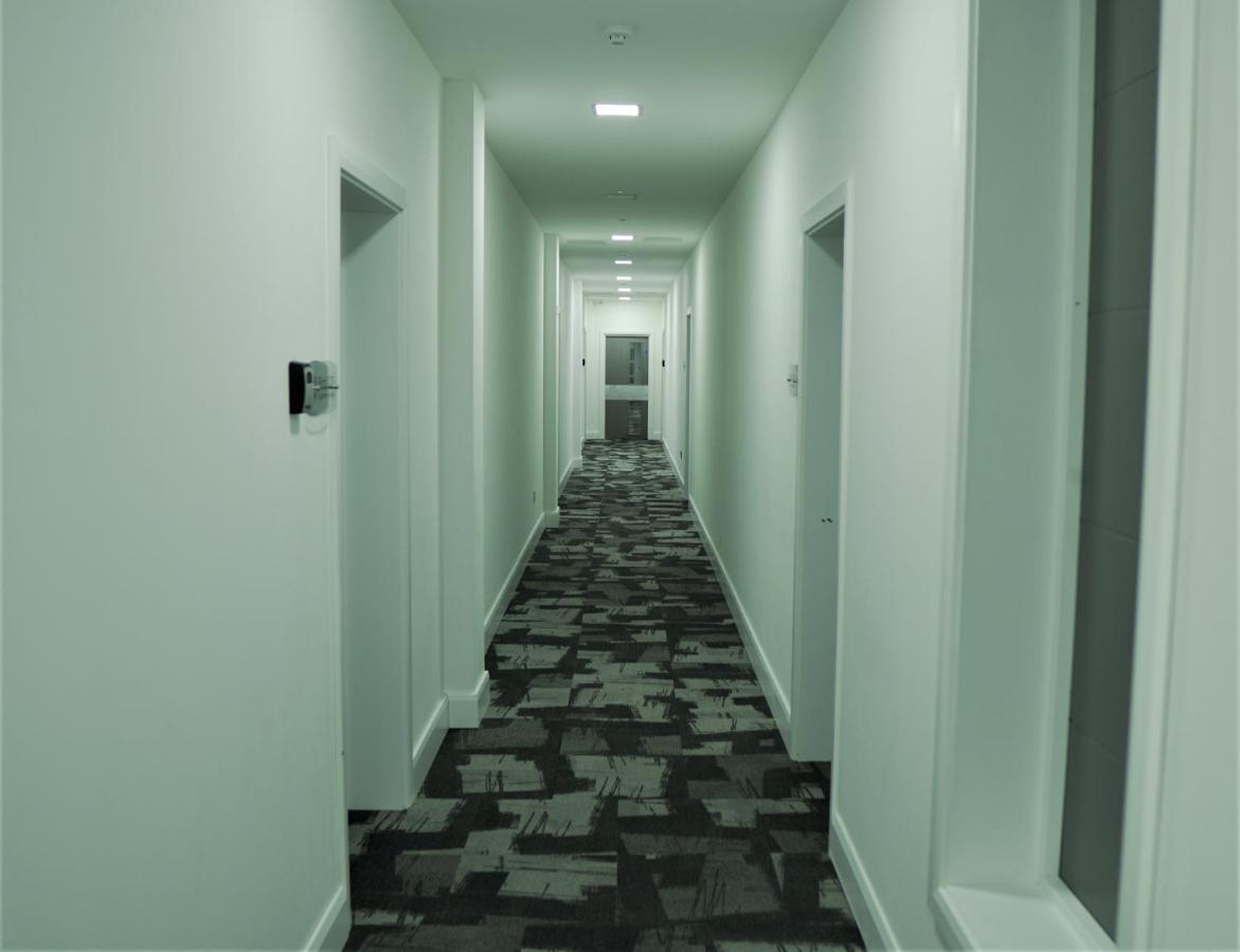 Sapphire House Apartments เทลฟอร์ด ภายนอก รูปภาพ