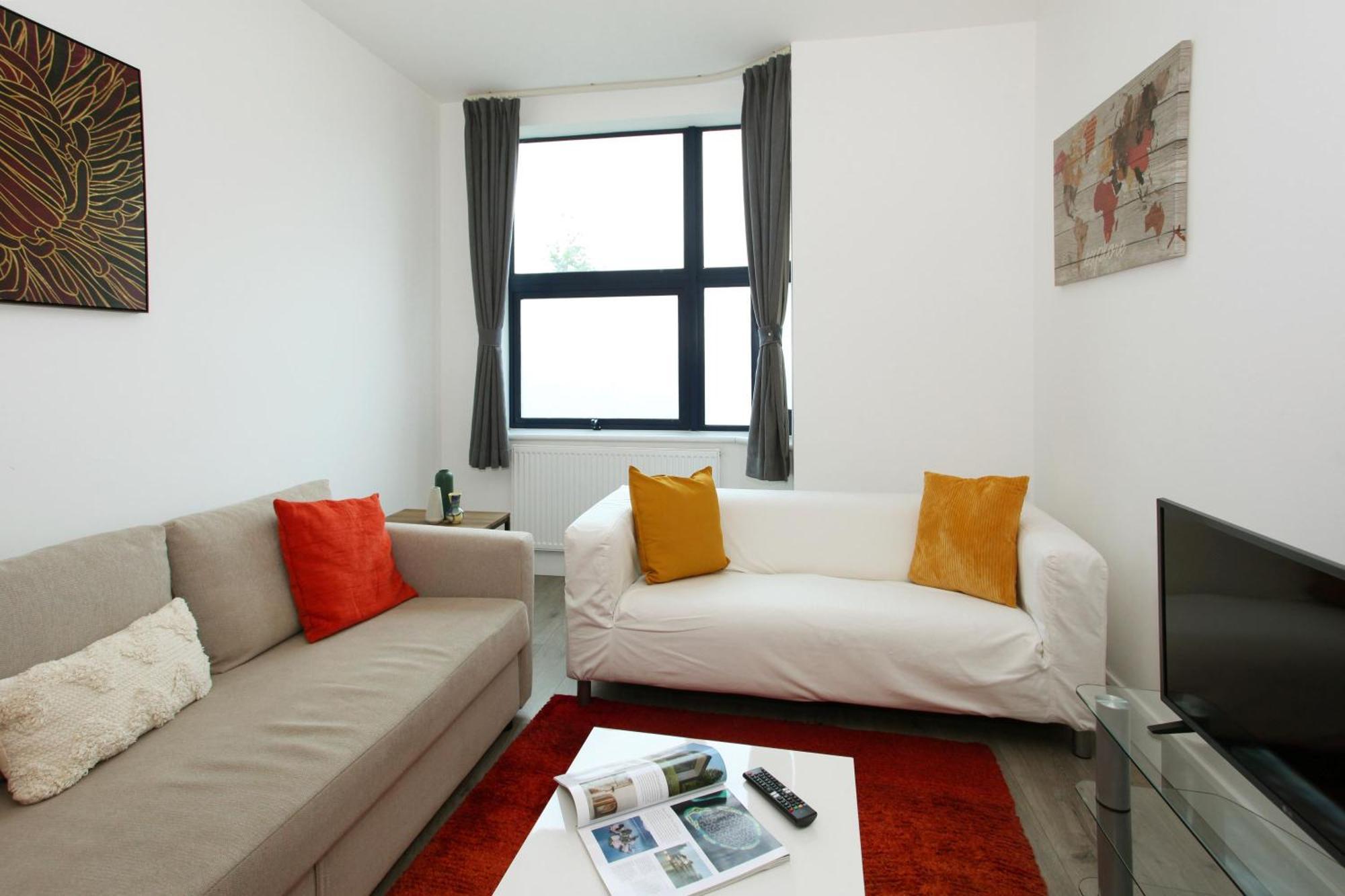 Sapphire House Apartments เทลฟอร์ด ภายนอก รูปภาพ