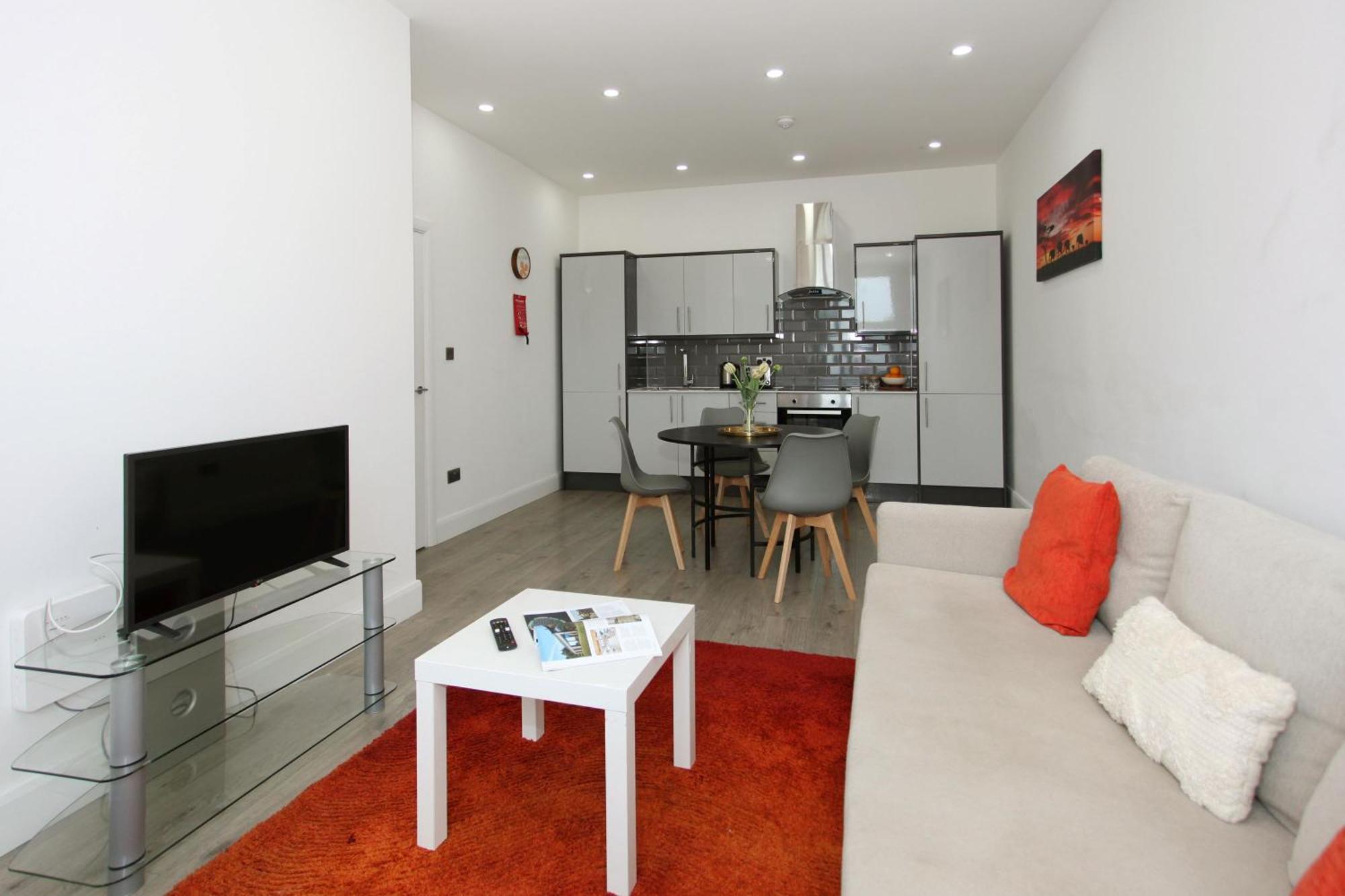 Sapphire House Apartments เทลฟอร์ด ภายนอก รูปภาพ